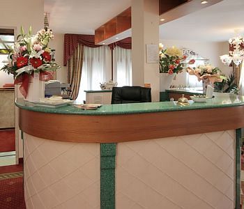 Nice Hotel Mestre Exterior photo